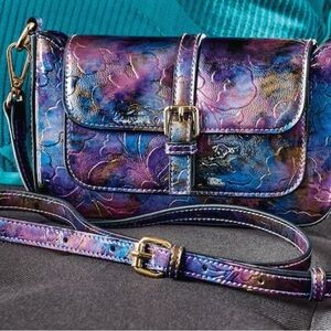 NWT! Floral Embossed Vegan Leather Irridescent Crossbody bag by MELLOW WORLD